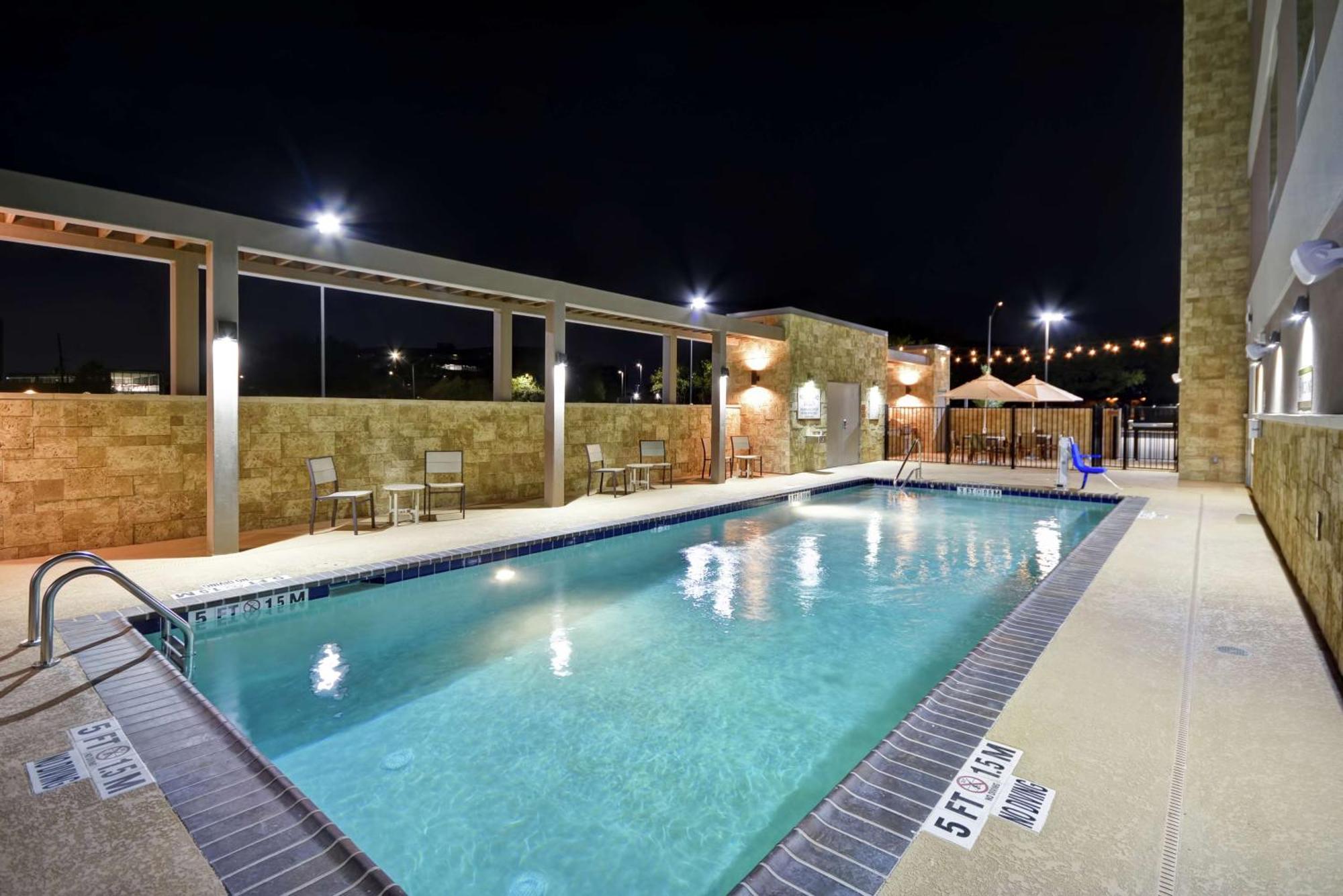 Home2 Suites Houston Westchase Exteriér fotografie